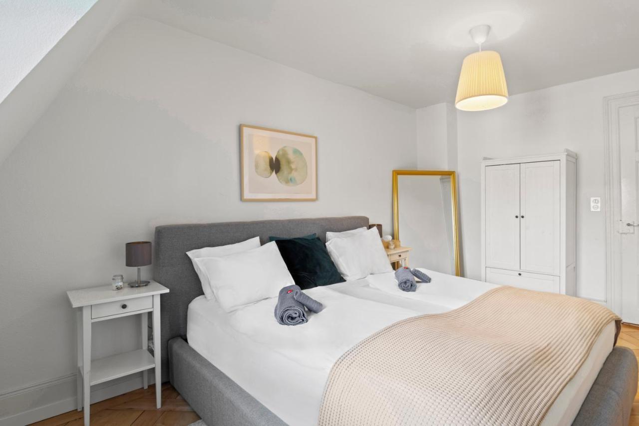 Bright & Cozy * Lucerna